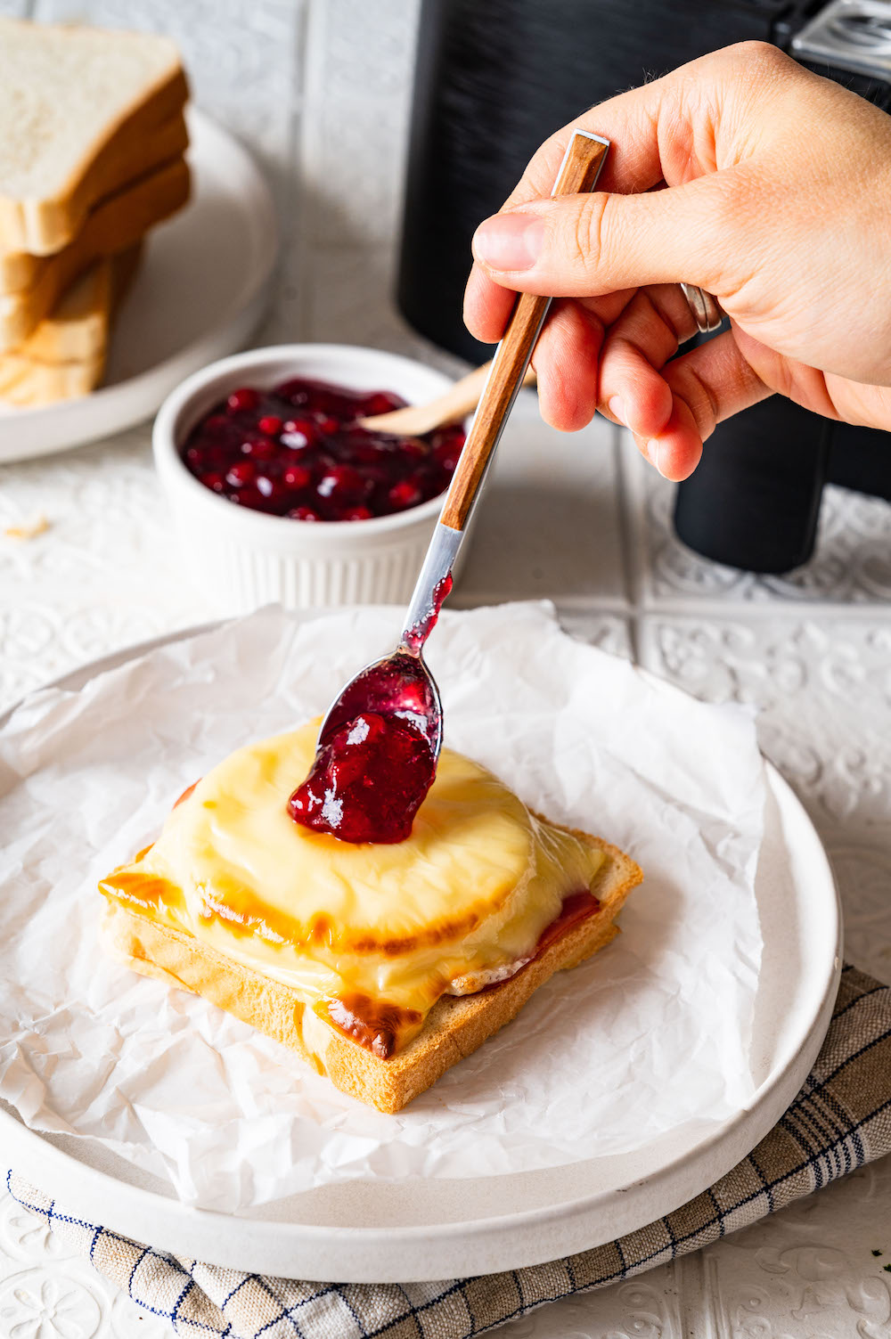 Toast Hawaii aus der Heißluftfritteuse