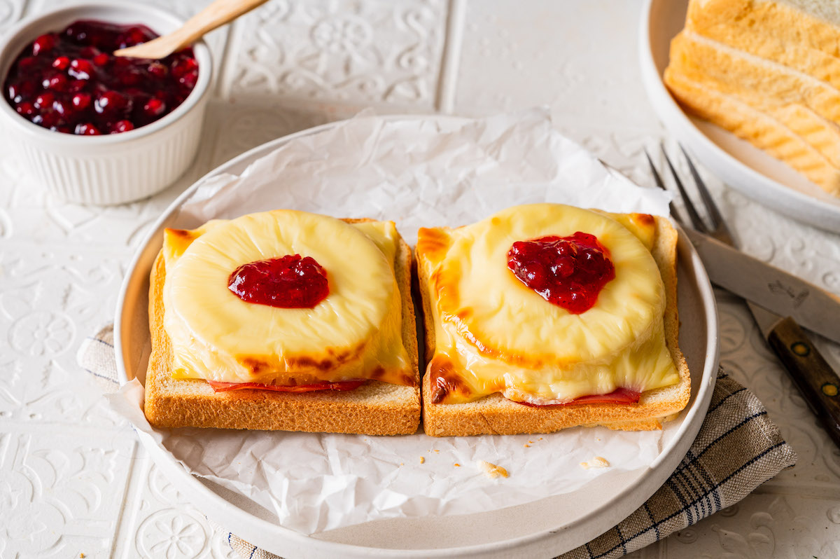 Toast Hawaii aus der Heißluftfritteuse
